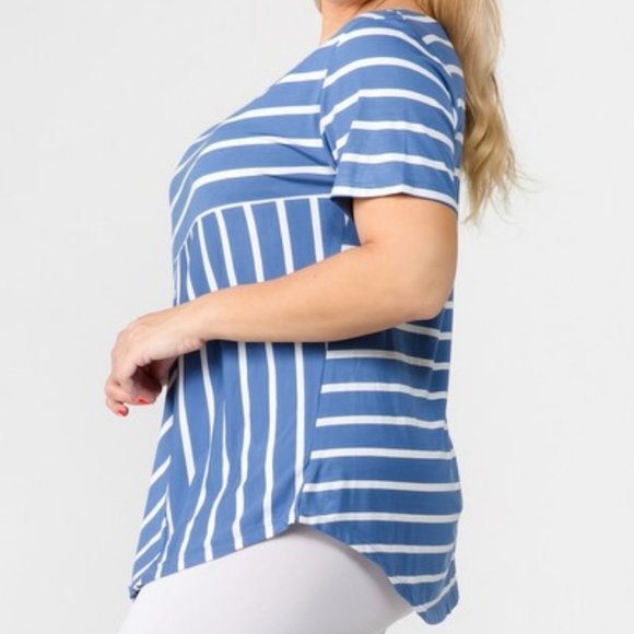 Plus Yelete Women's Short Sleeve Striped Tunic. Blue. Sizes 1X-3X NWOT - Picture 3 of 4